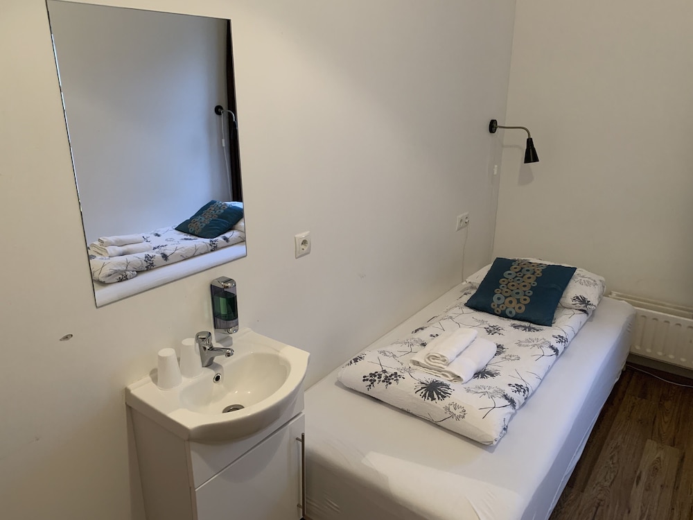 Welcome Riverside Guesthouse 22/42