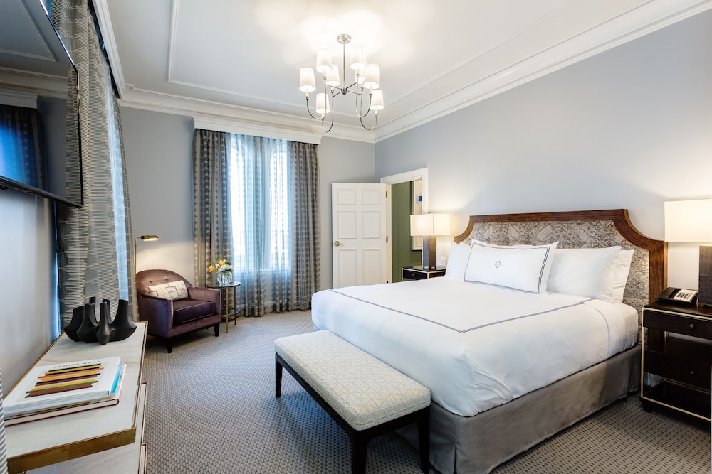 The Lancaster Hotel 14/66