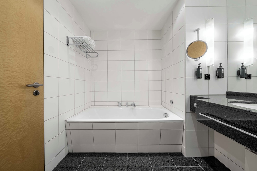 Ramada by Wyndham Essen 45/45