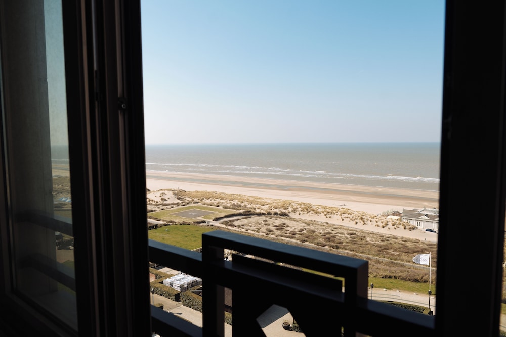 Grand Hotel Huis ter Duin 43/50