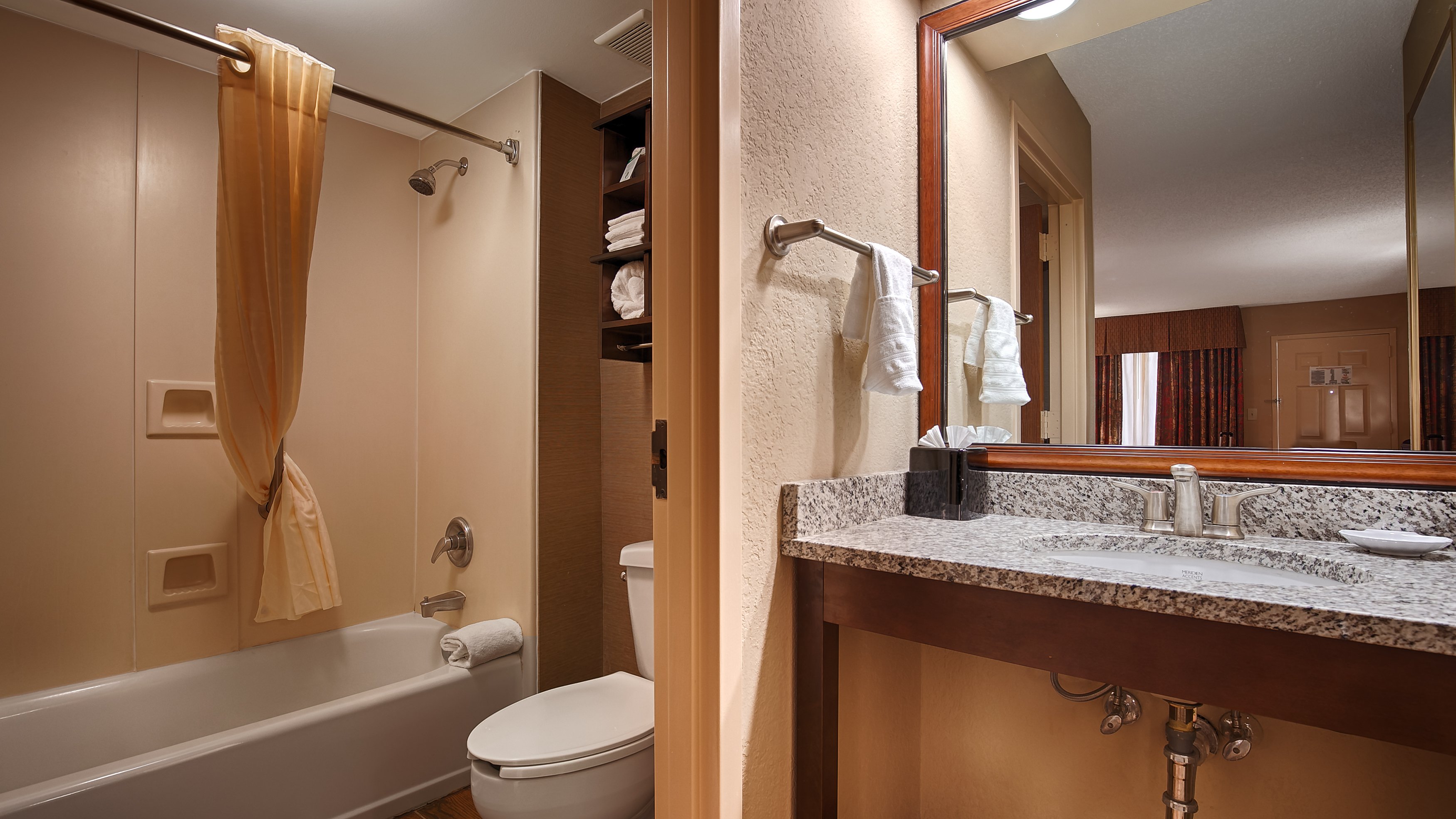 Best Western Colonial Inn 21/21