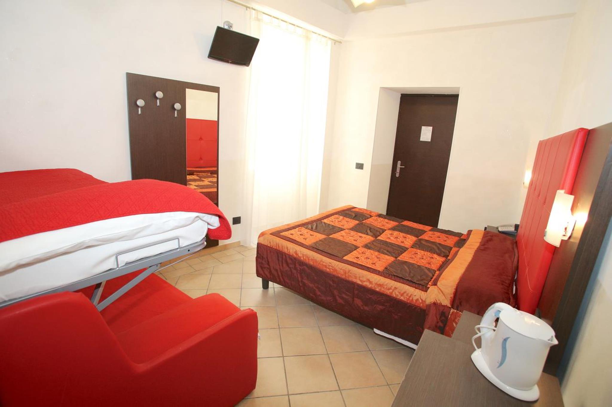 Room, Quadruple