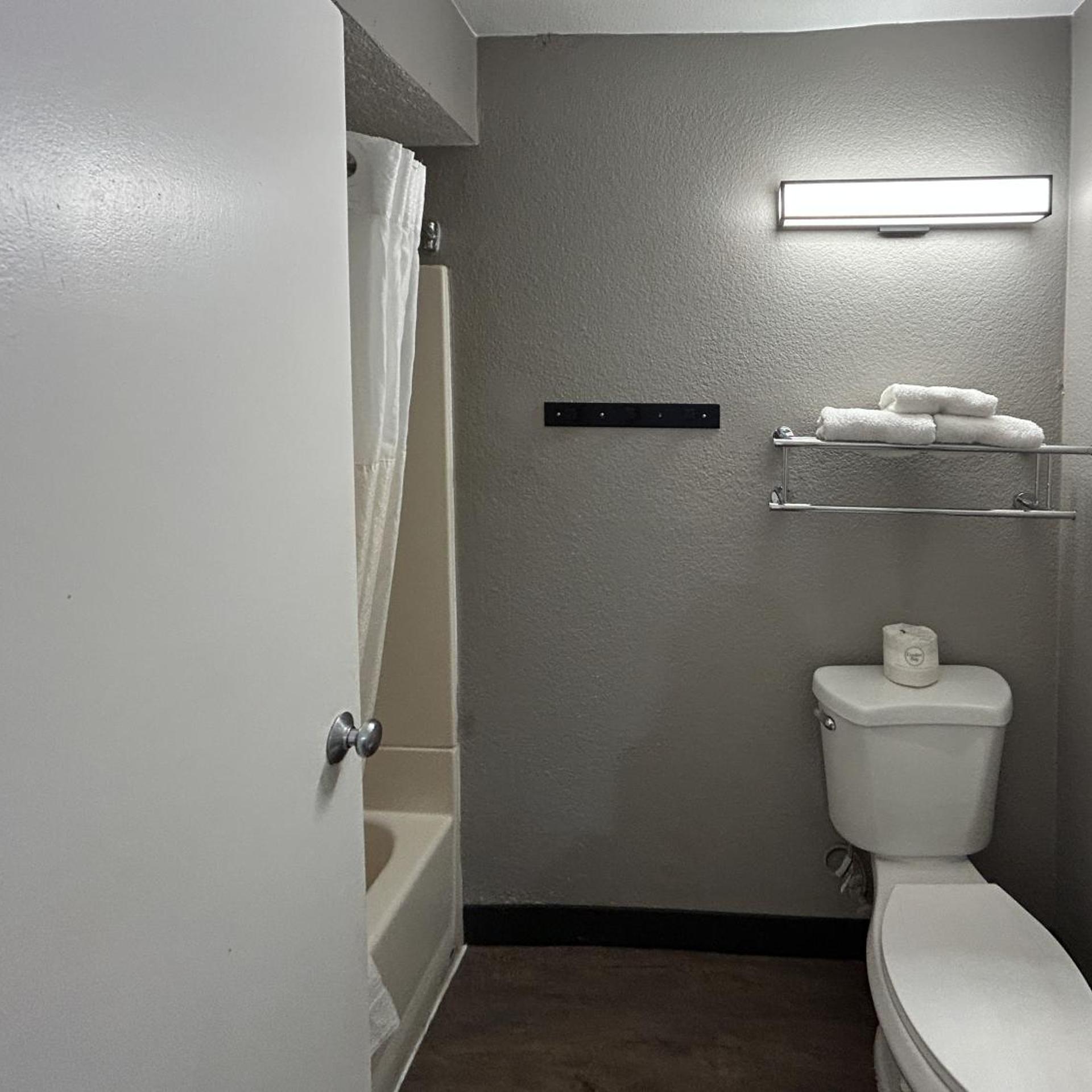Studio6 San Diego, CA - Hotel Circle - Mission Valley 31/33