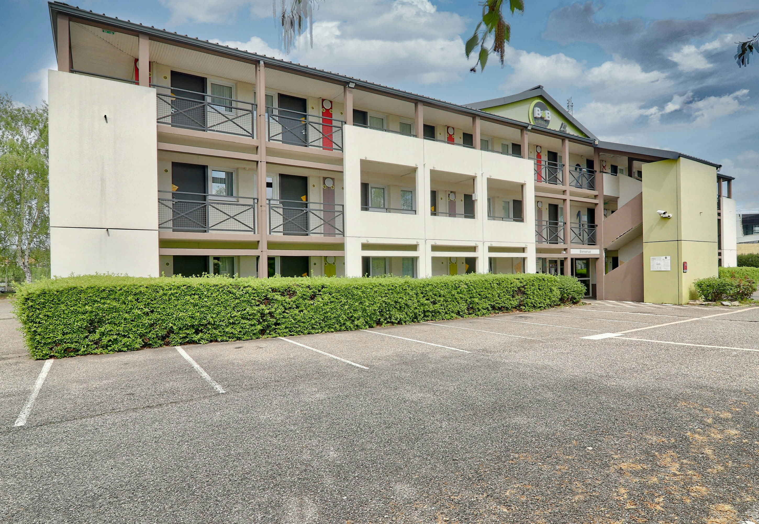 B&B Hotel Clermont Ferrand Le Brezet Aeroport 27/28