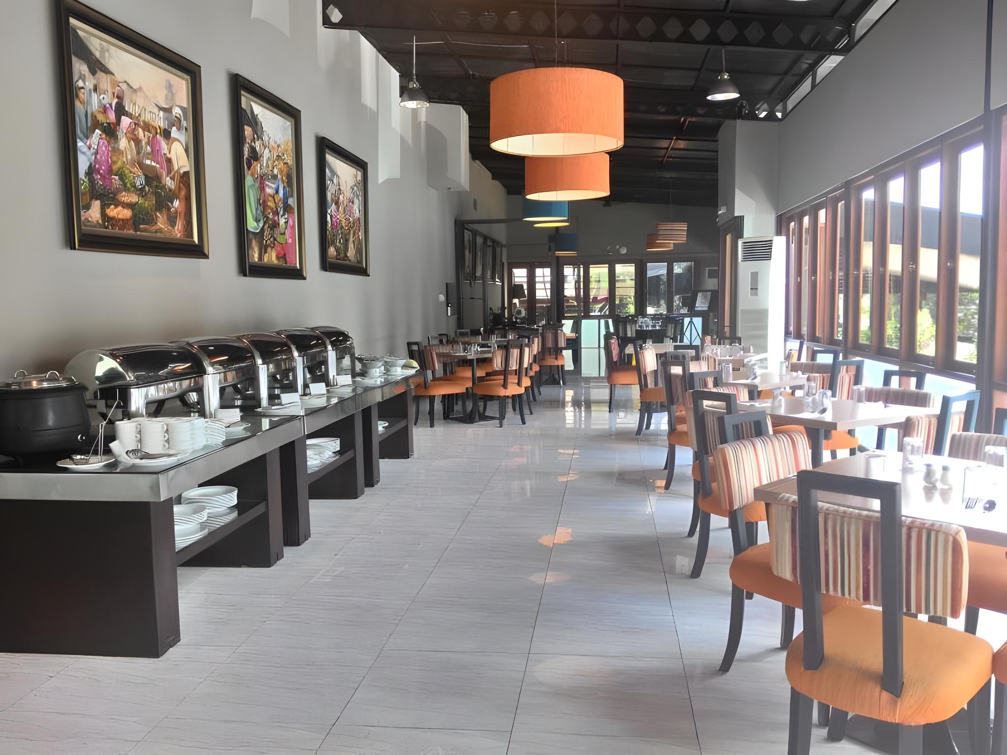D Anaya Hotel Bogor 38/58