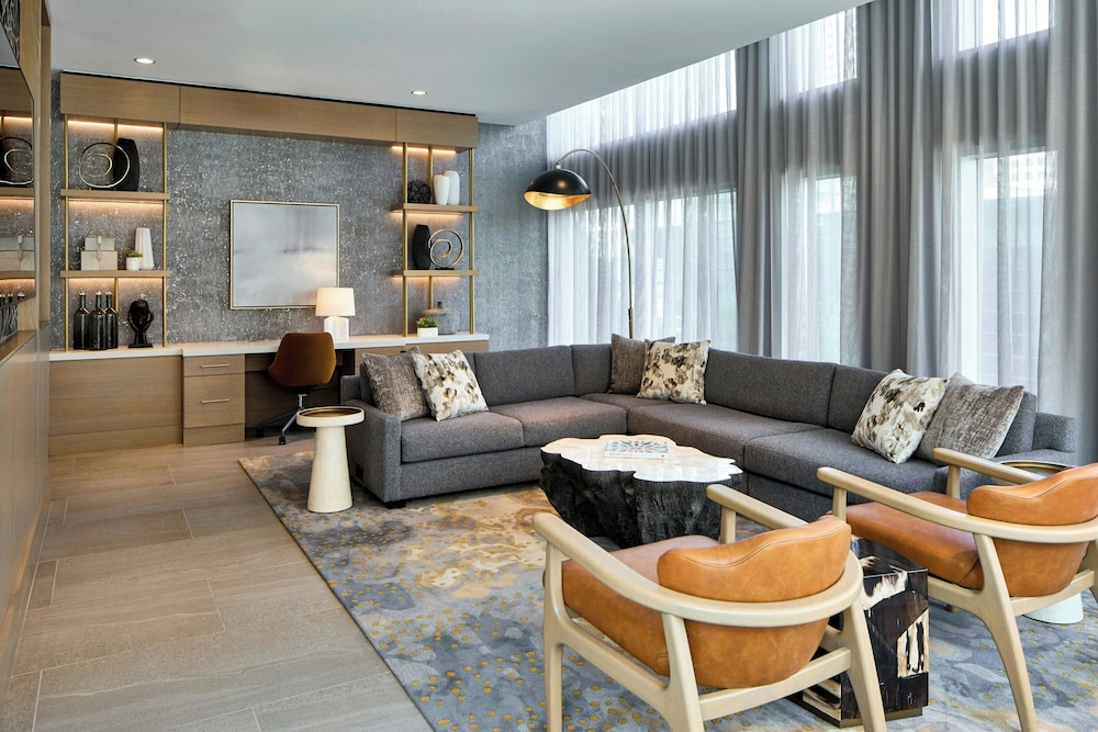 The Westin Charlotte 43/67