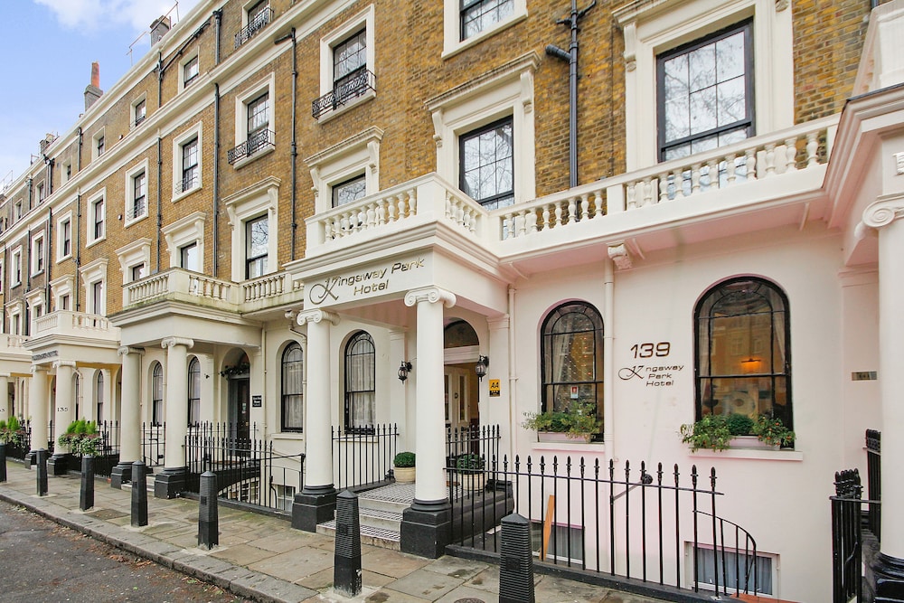 Kingsway Park Hotel At Park Avenue