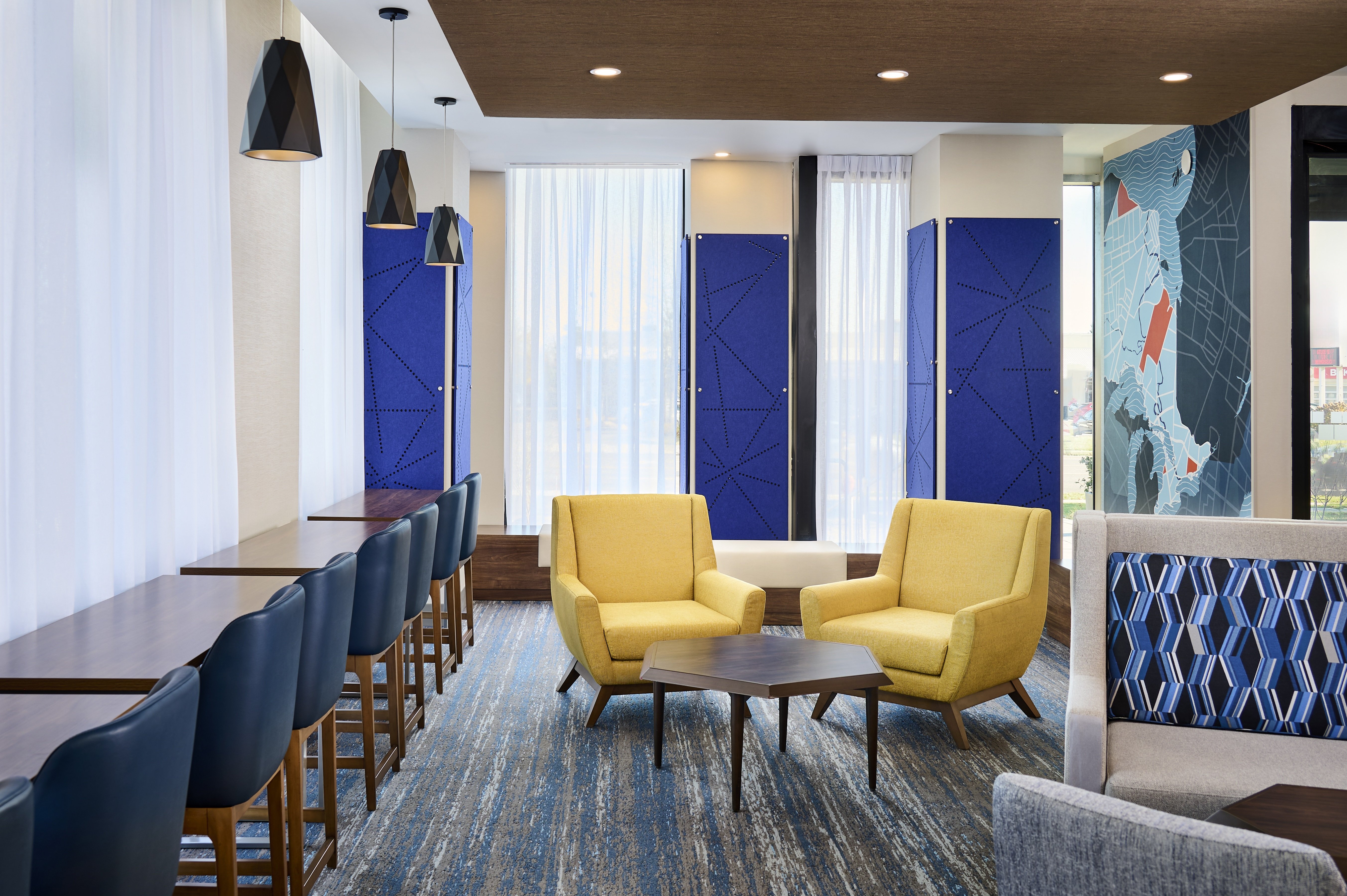 Holiday Inn Express HAMILTON - UPPER JAMES 38/60