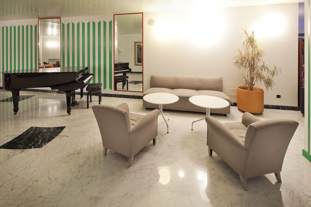 Hotel Villa Undulna 43/77