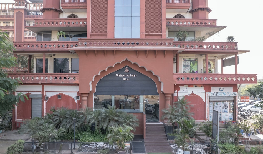 Whispering Palms Jaipur Hotel 3/55