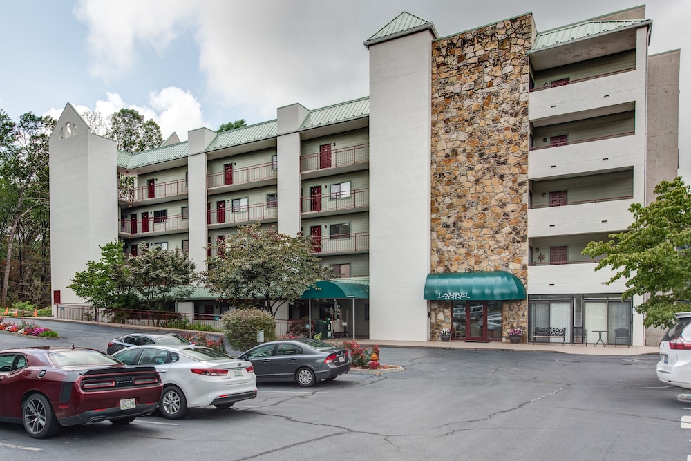 Laurel Inn Condominium 42/50