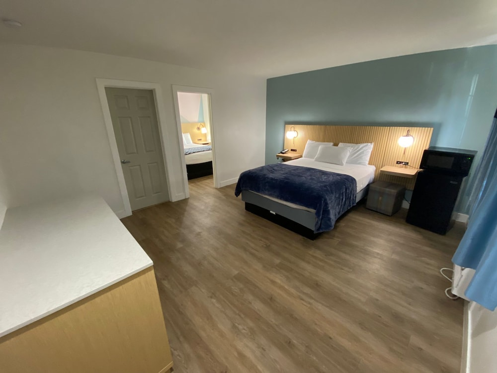 Salt Air Lodge 29/50