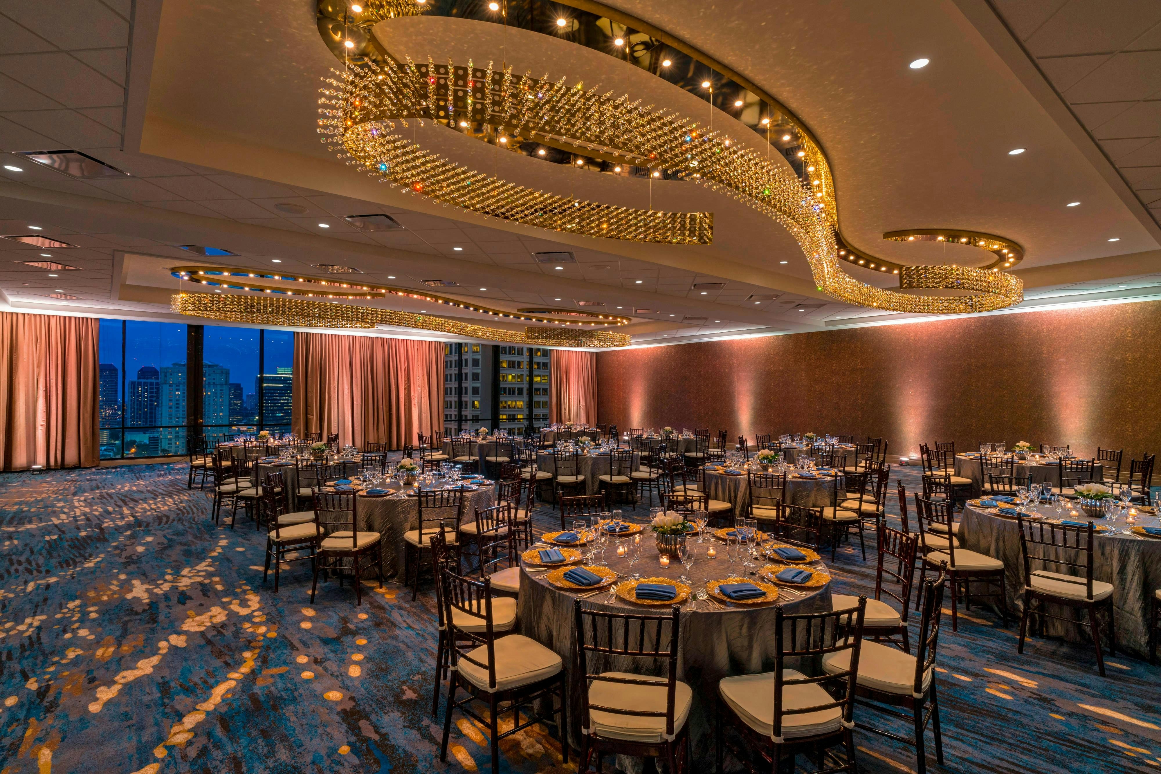 The Westin Galleria Houston 75/78