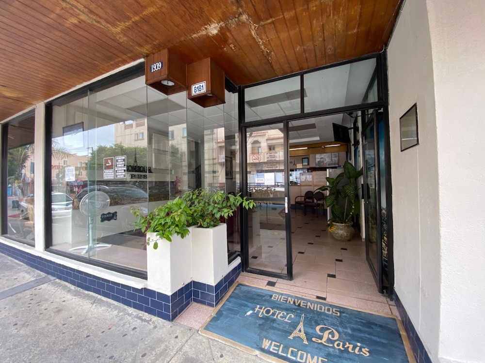Paris Hotel 30/38