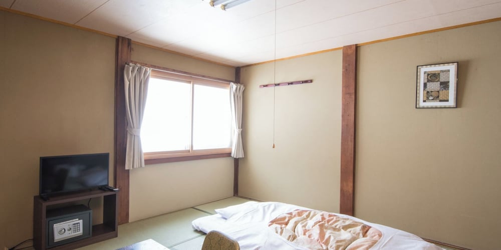 YACHI ONSEN 16/50