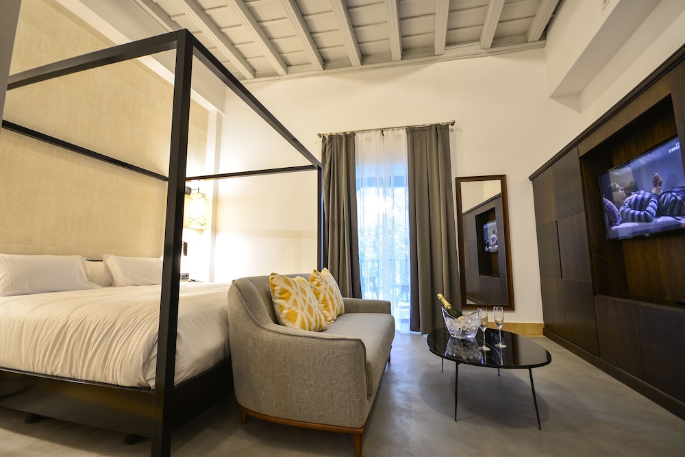 ROYAL, ALCAZAR, SUITE, TERRACE
