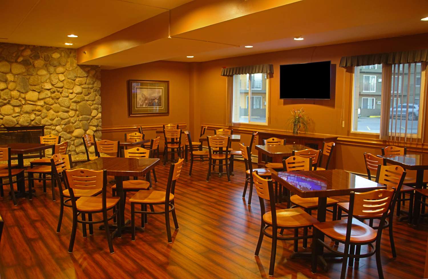 Americas Best Value Inn Suites Anchorage Airport 36/39