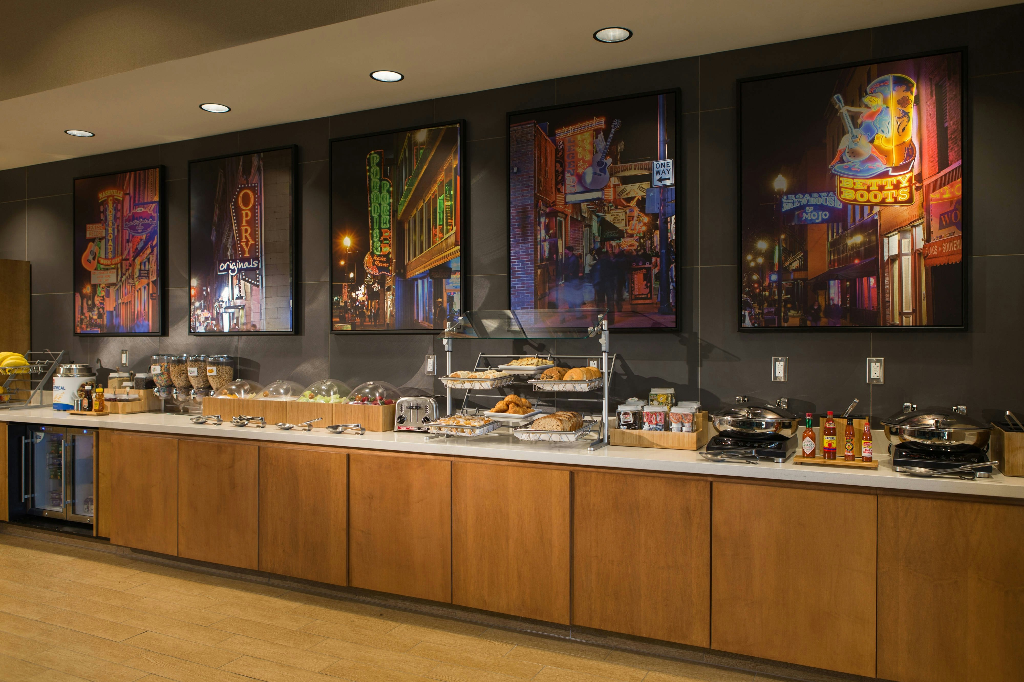 SPRINGHILL SUITES BY MARRIOTT NASHVILLE VANDERBILT/ WEST END 26/38