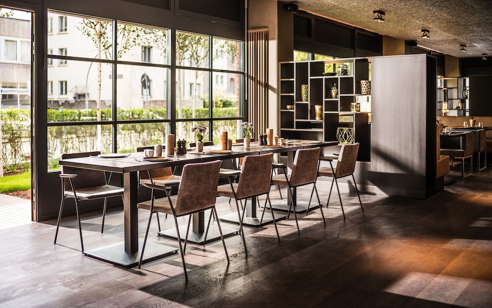 SAKS Urban Design Hotel Frankfurt 42/50