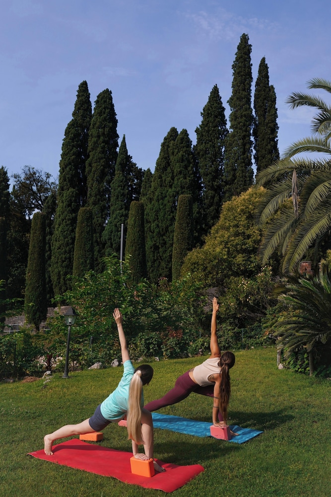 Villa Madrina Lovely and Dynamic Hotel 28/49