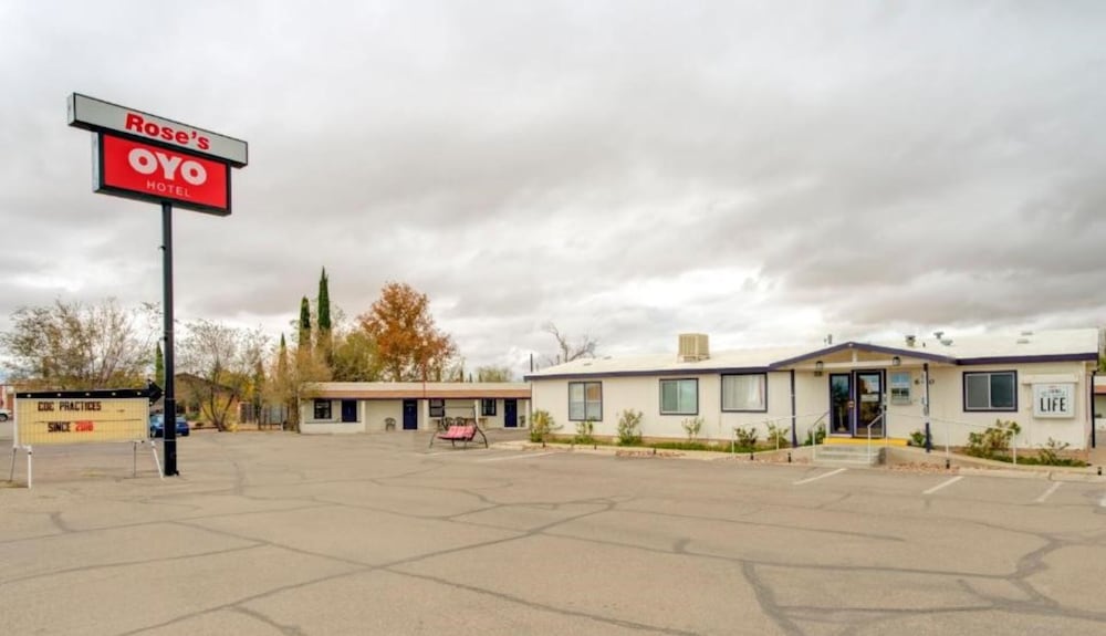 Rose's Motel 37/50