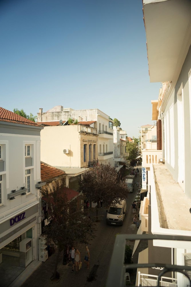 Elia Daliani Suites 6/43