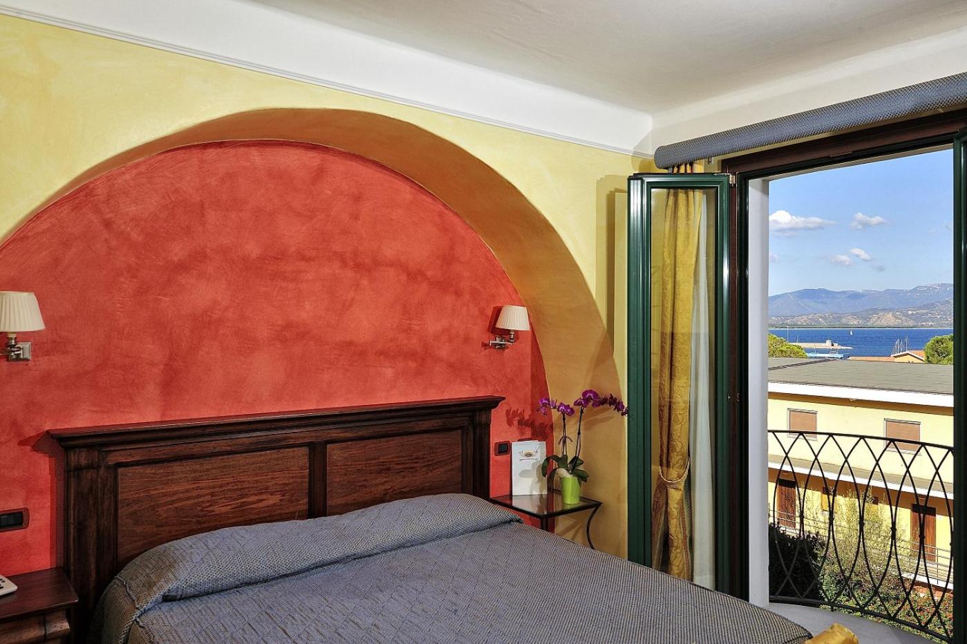 Room, Double Bed, Sea View