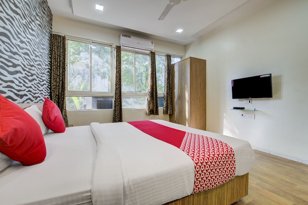 Oyo 11693 Hotel Sunshine 7/16