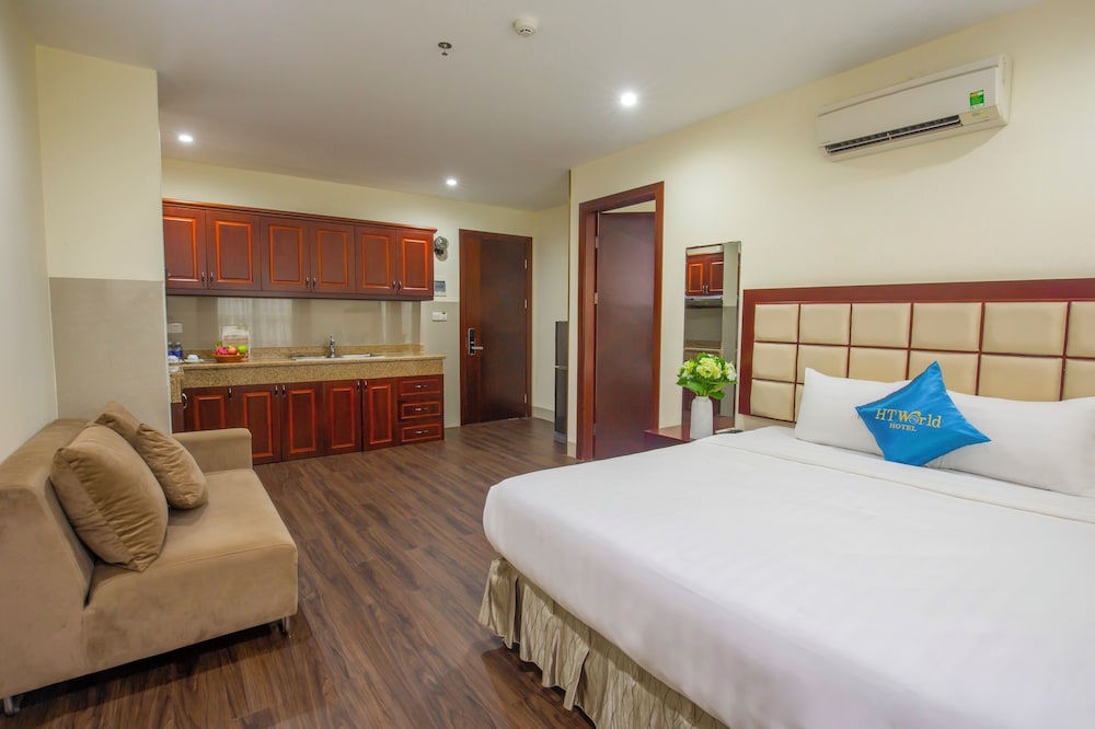 Sea Front Hotel 27/70