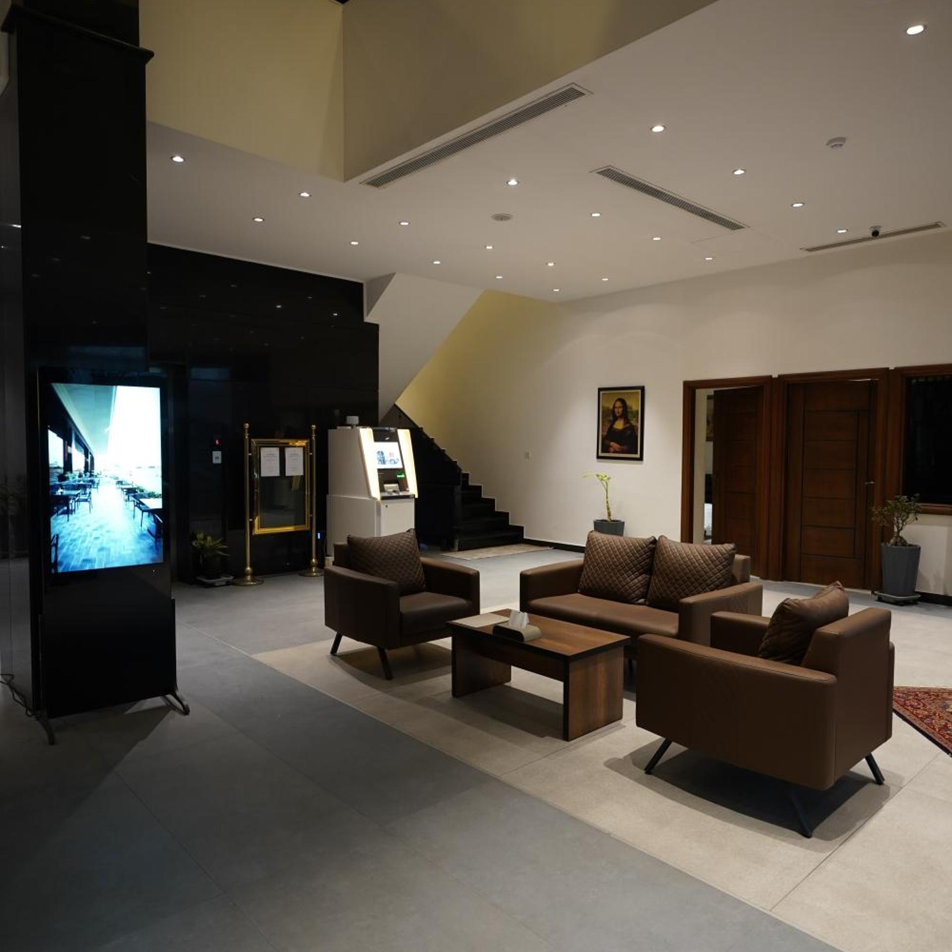 Al Jadriya Palace 43/68