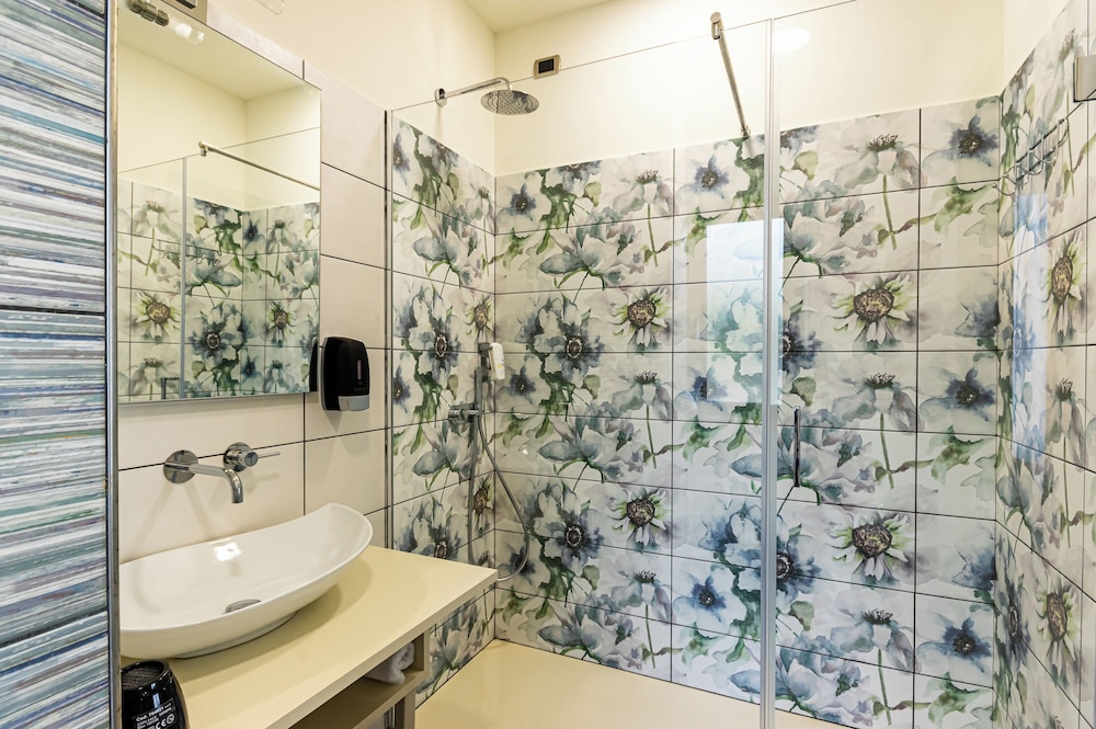 Lual Bleisure Hotel 32/43