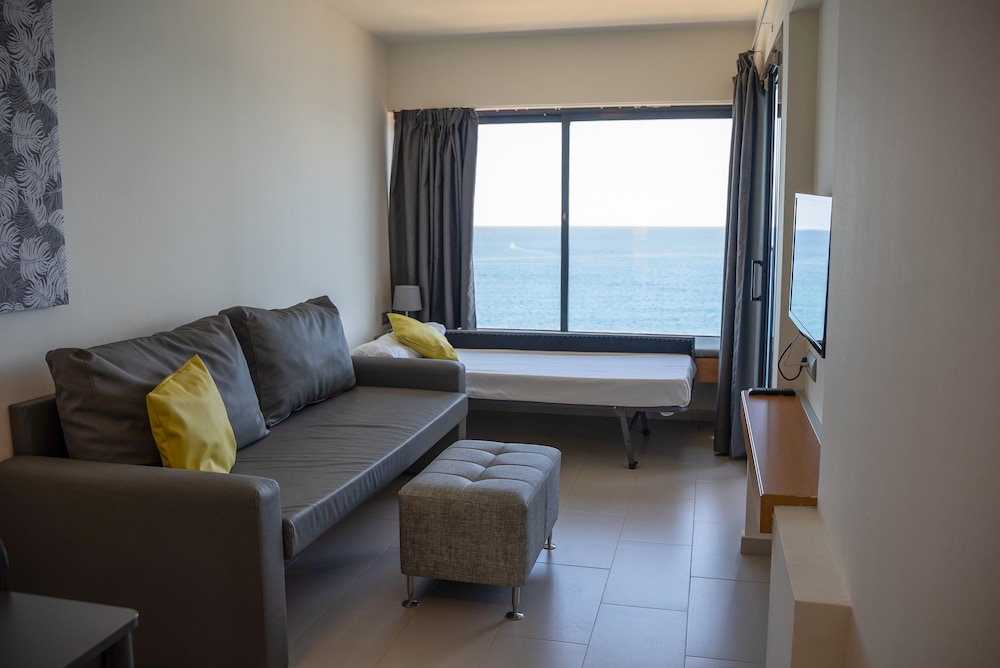 Fergus Cap Roig 15/30
