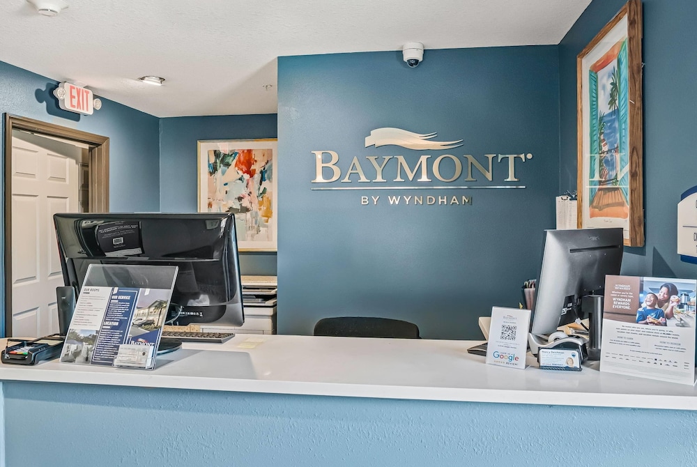 Baymont by Wyndham Ocala Suites 7/60