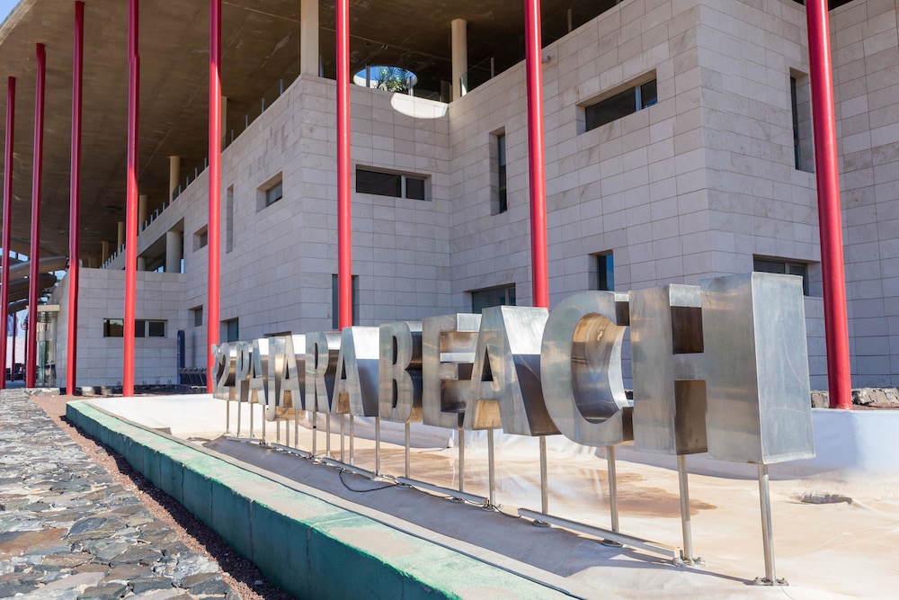 R2 Hotel Pajara Beach 44/48