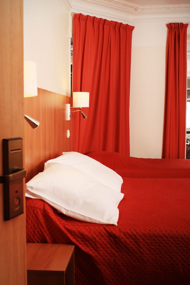 Hotel Marignan 27/67