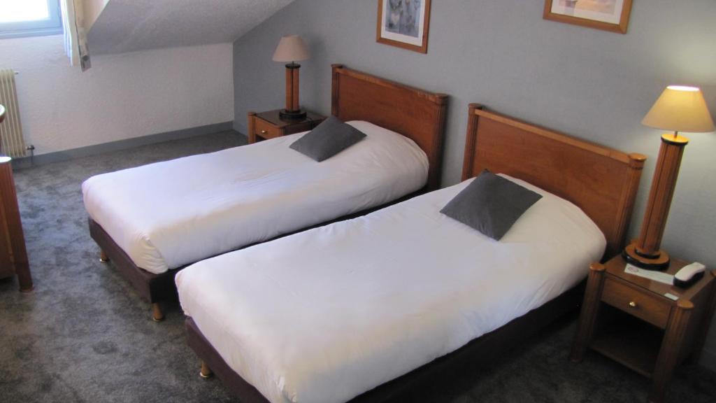 Hotel Du Cerf 7/19