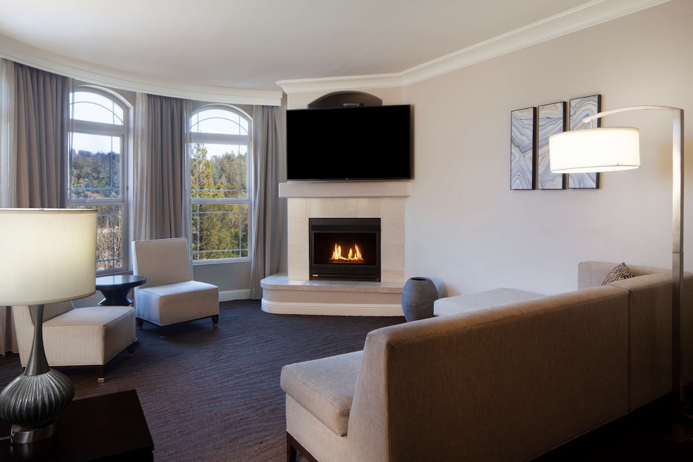 Hilton Santa Cruz/Scotts Valley 41/75
