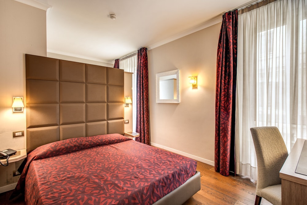 Boutique Hotel Roma 10/36
