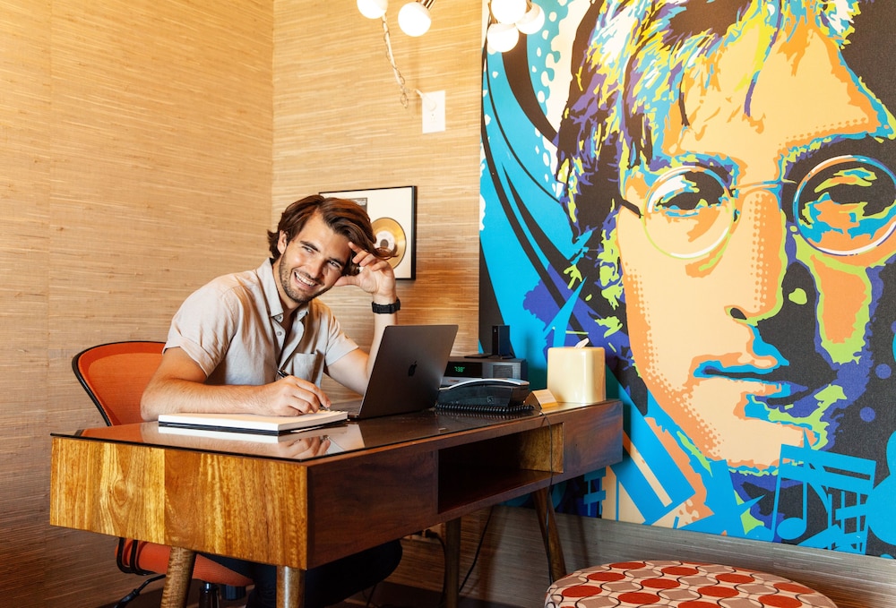Vive Hotel Waikiki 19/77