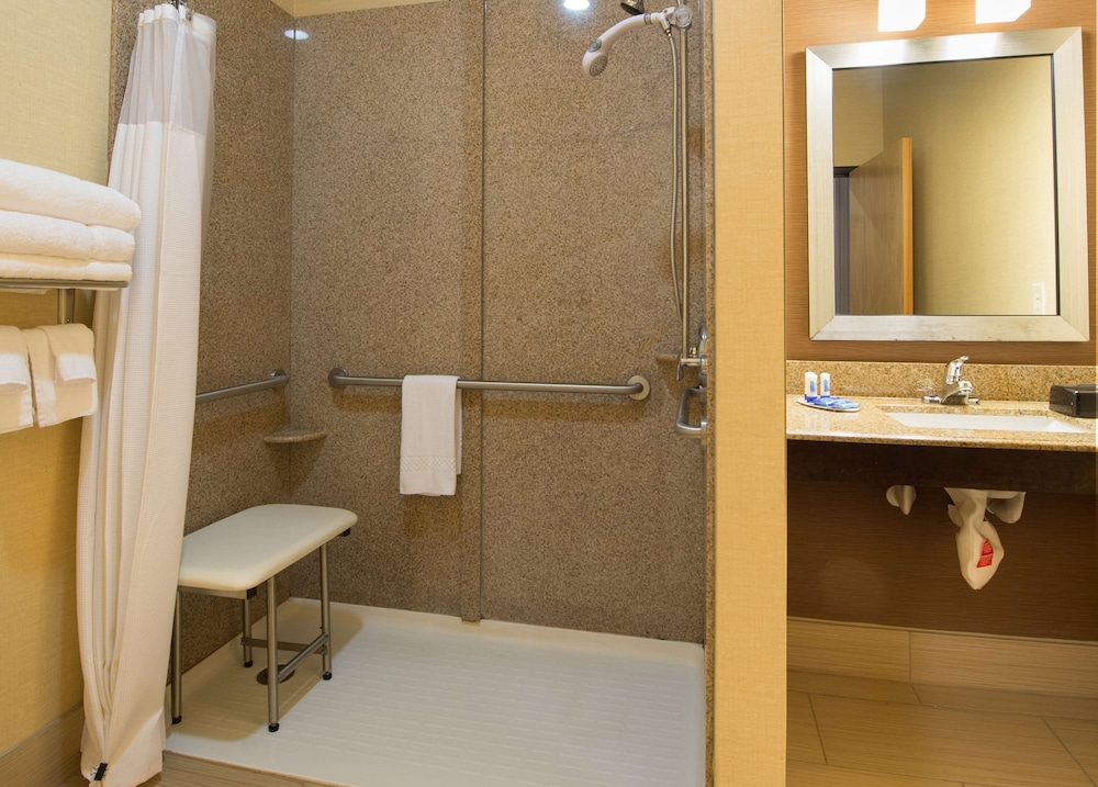 Hampton Inn Gainesville, GA 14/29