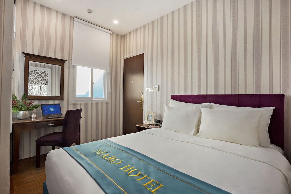 DELUXE, DOUBLE BED