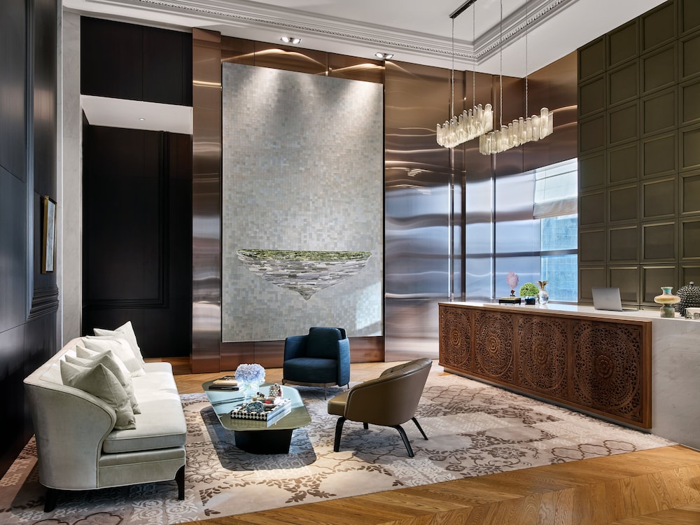 Rosewood Bangkok 39/84