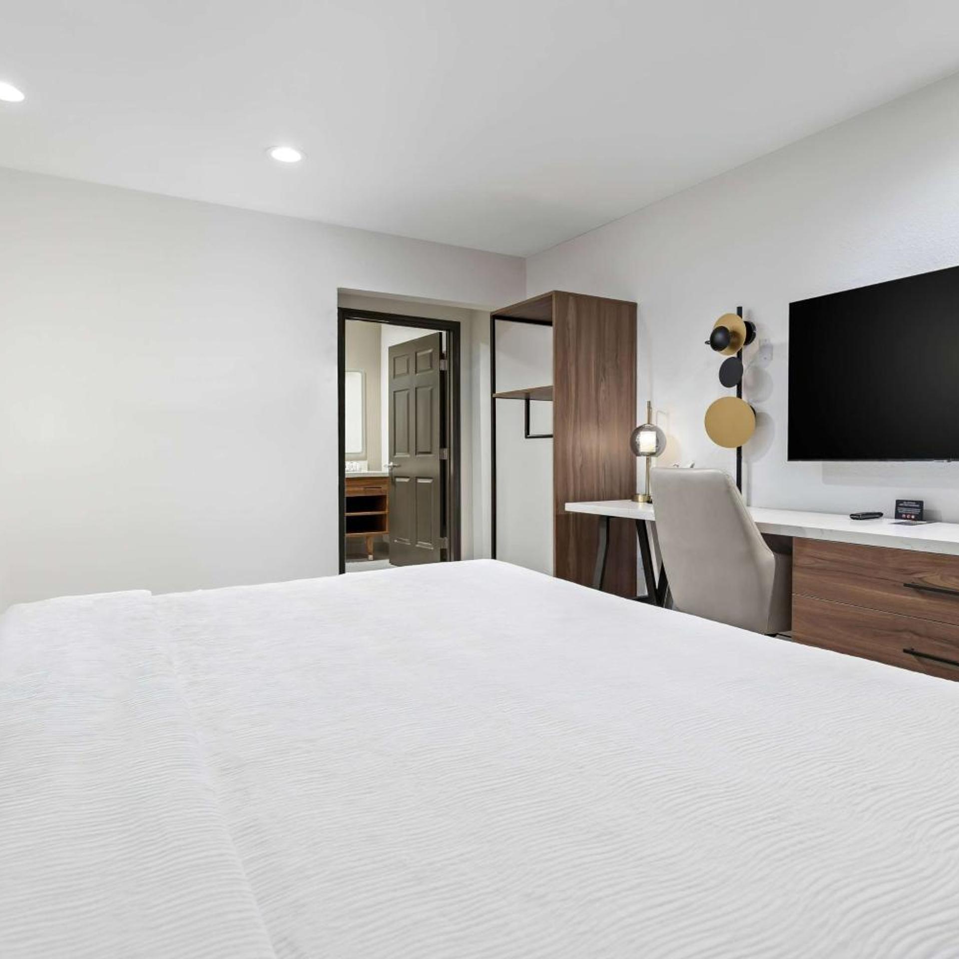 غرفة بريميوم بسرير كينج لذوي الإعاقة، Baymont by Wyndham Beaumont 9/10
