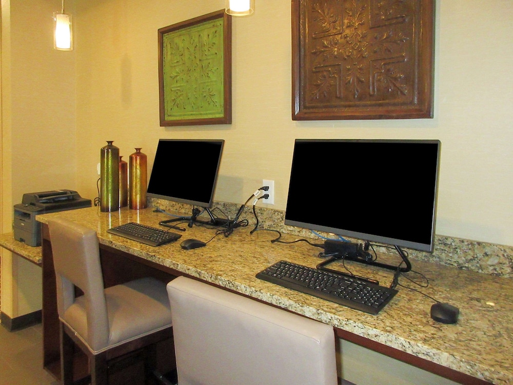 Comfort Suites Summerville 17/19