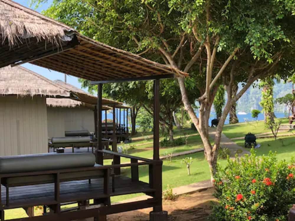 Hip Seaview Resort At Phi Phi 38/50