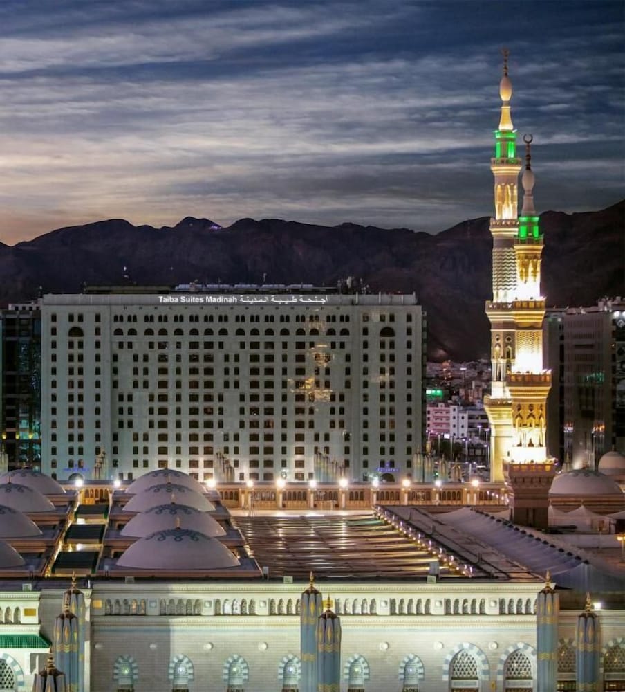 Taiba Arac Suites