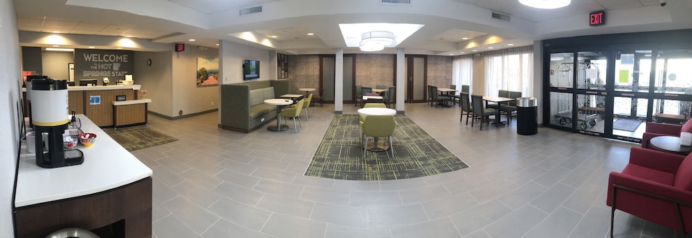 Hampton Inn Bentonville-Rogers 40/50