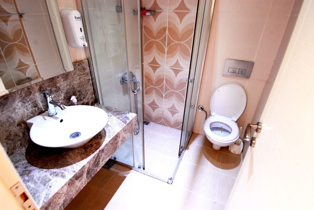 Lidya City Hotel 36/44