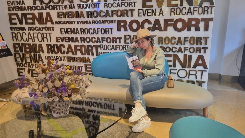 Evenia Rocafort 53/59