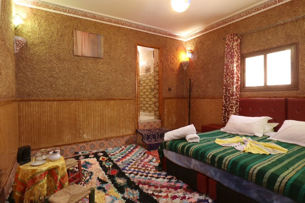 ROOM, TRIPLE